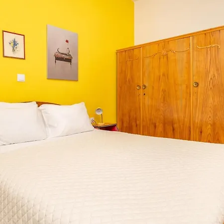 Dafni Local Style, 1 Min From Main Apartament