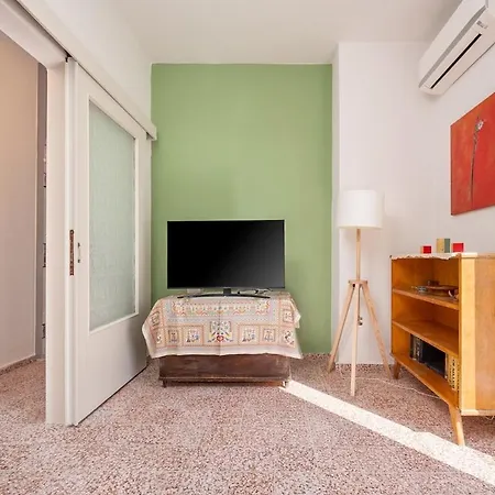 Dafni Local Style, 1 Min From Main Apartament *