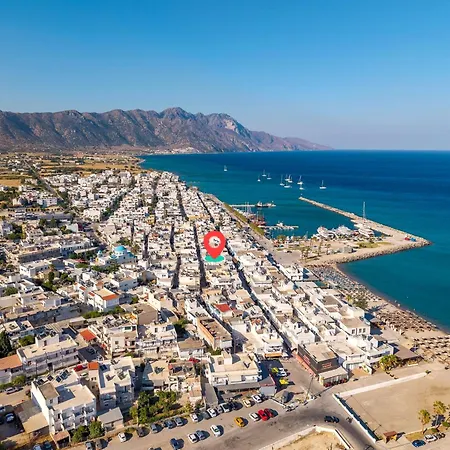 Dafni Local Style, 1 Min From Main Apartment
