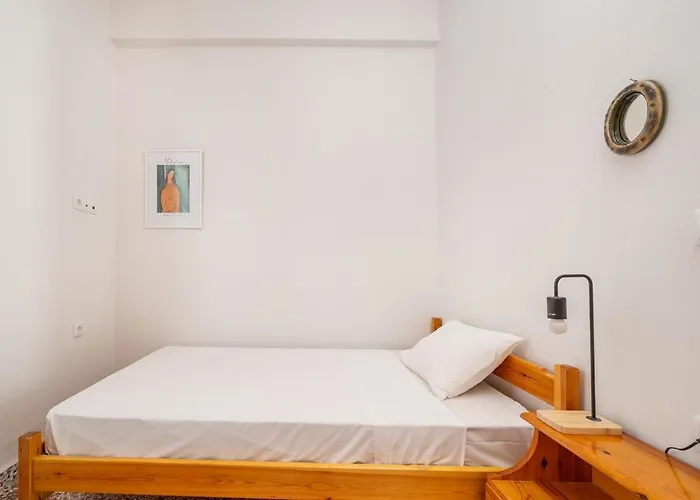 Dafni Local Style, 1 Min From Main *