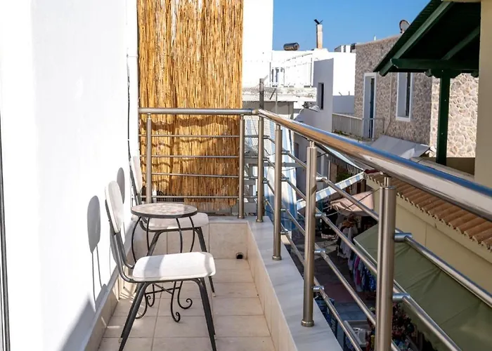 Dafni Local Style, 1 Min From Main