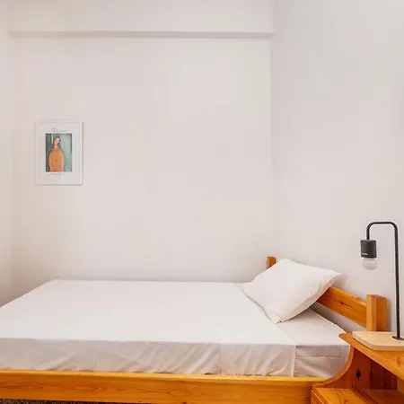 Dafni Local Style, 1 Min From Main *